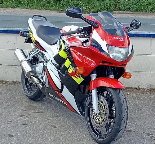 Honda cbr 600 - cbr, f3