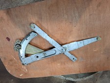 Austin / Rover metro 5 door Passenger front manual window regulator