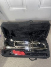 Yamaha Trumpet with Hard Case