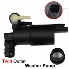 Twin Outlet Front Windscreen Wiper Washer Pump Motor For Nissan Qashqai J10 06-