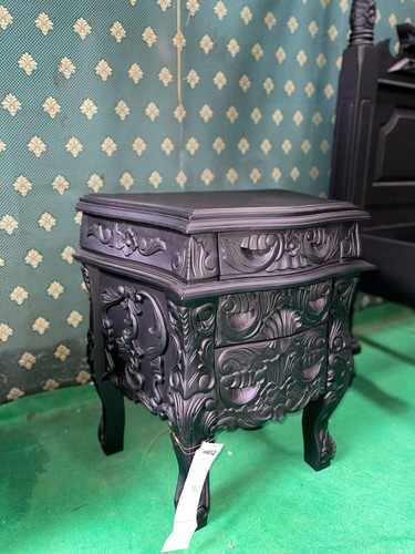 Stock matt black gothic - uk,