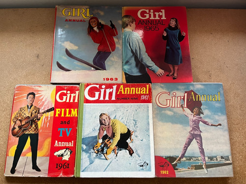 Various girl annuals - 5,