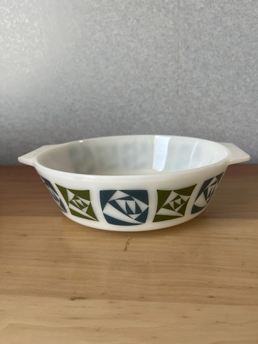 Vintage jaj pyrex checkers - vintage,
