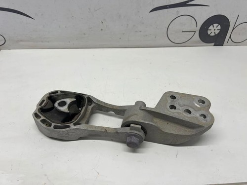 Toyota gearbox mount - toyota, c-hr