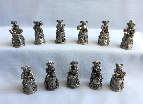 Vintage character bear english - bear,