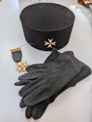 Knights malta regalia - of,