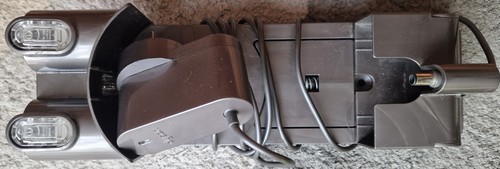 Dyson dc30 charger 2 - dyson, +