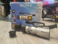 Sony DCR-VX2000E Camcorder