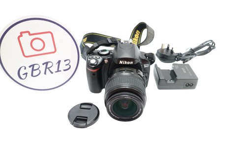 Nikon d40 camera 1mp dslr - nikon,