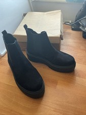 Urban Outfitters Black Swede