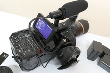 SONY NEX-FS700E PRO Cinematic 1080p 240fps Super Slo Mo Camcorder Camera + LENS