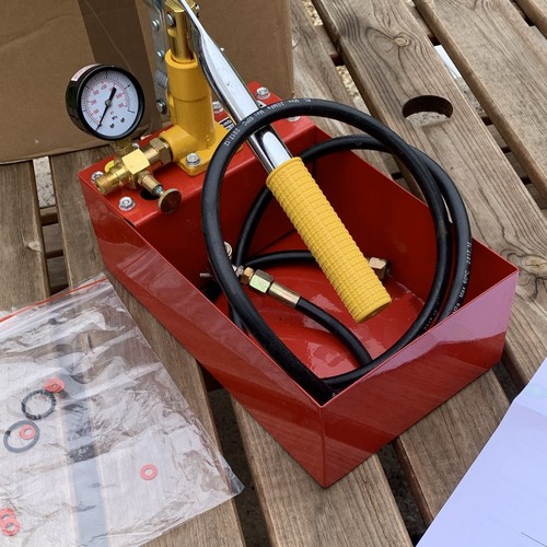 Suspension pump for all - pump,