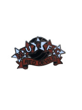 RED DEVIL RETRO MAN UTD PIN BADGE FREE UK 48HR POST