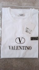 WHITE T-SHIRTS  new. Valentino Men’s VLTN Logo Patch T Shirt Size M. 