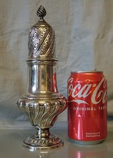 Hamilton & Inches, Large