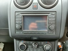 2013 NISSAN QASHQAI +2 SAT NAV RADIO HEADUNIT SCREEN WITH CD PLAYER - 25915BH30E