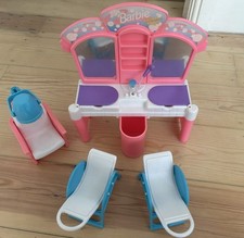 Vintage 90’s Barbie Hairdressers Furniture Salon Playset Shampoo Magic