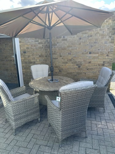 Hartman garden glass table - garden,
