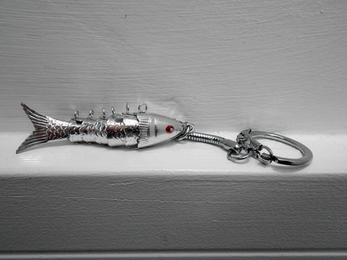 Articulated fish keyring - articulated,