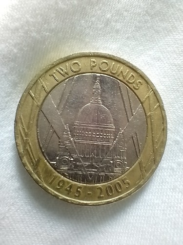 Two pounds coin error 2005 - pounds,