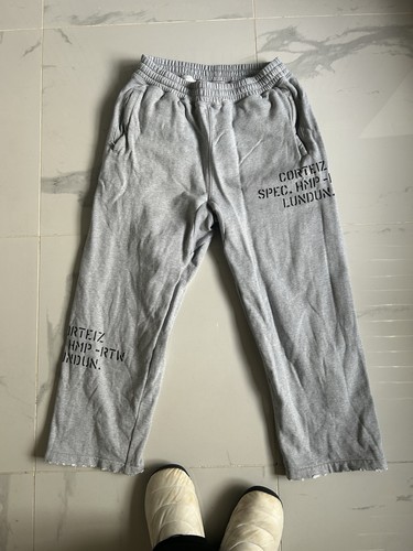 Corteiz hmp stencil - open, hem