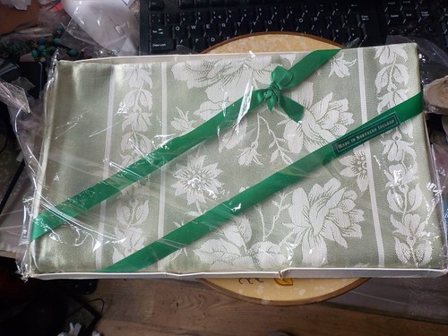 Vtg unused green - green, damask