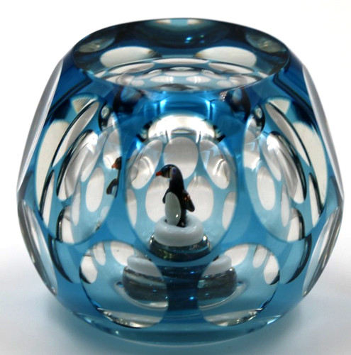 Large faceted perthshire bird - faceted,