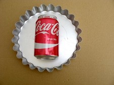 Quiche tin, flan ring,  with large flutes  Loose base Medium sized 20 cms  x 3