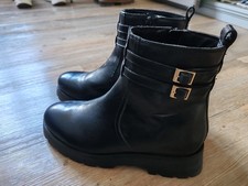 Next Leather Forever Comfort