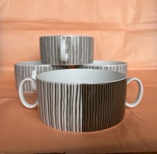 Thomas Germany Porcelain Soup Bowls - Set of 4. Mid Century Design Medallion 
