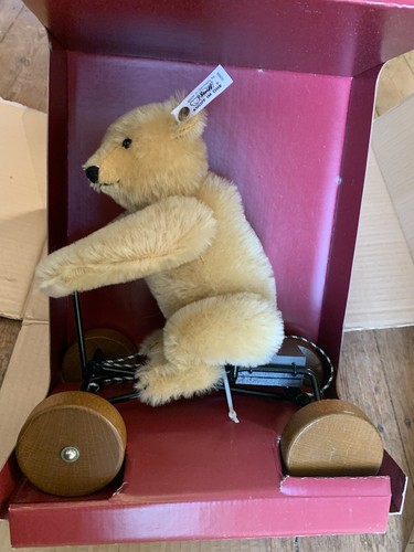 Steiff record teddy bear - -,