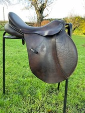 frank baines saddle 17 1/2 -