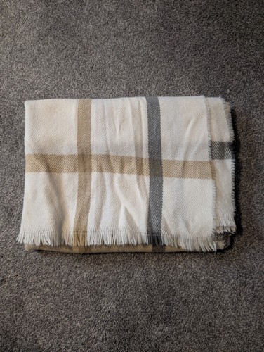 Cream checked beige and grey - checked,
