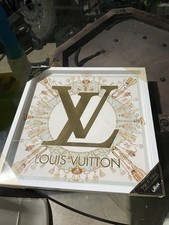 Printed Louis Vuitton Oliver