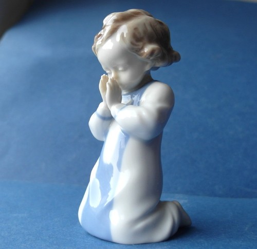 Porcelain figure praying - porcelain, figure,