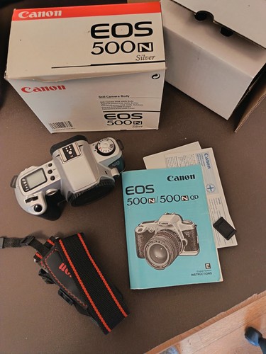 Canon eos 500n - canon, silver