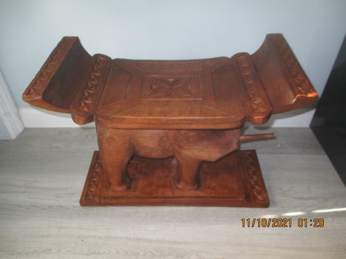 Vintage carved african wood - vintage,