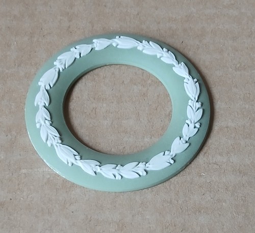 Wedgwood sage green jasper - green,