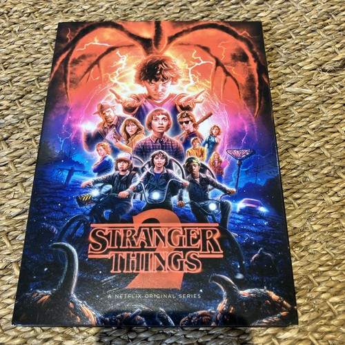 Stranger things season - season,