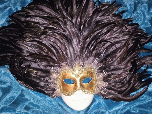 Eyes wide shut venetian - venetian, paper