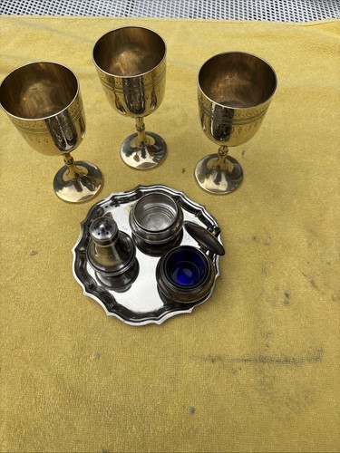 Silver plated cruet set and - silver,