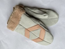 HANDMADE SHEEPSKIN MITTENS 