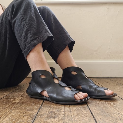 Cydwoq womens sandals black - sandals,