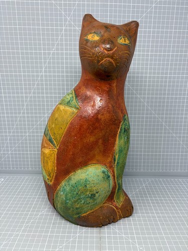Large vintage ceramic cat - large,