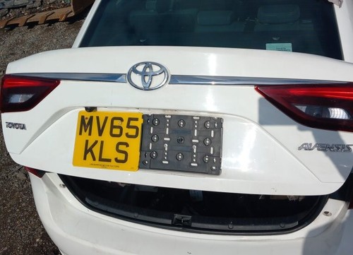 Toyota avensis door saloon - avensis, 4