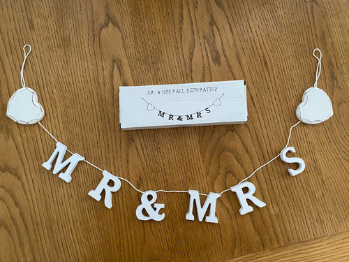 And mrs hanging wall - 'mr,