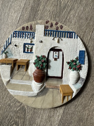 Hand painted wall - hand,