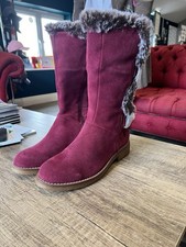 Beautiful HUSH PUPPIES