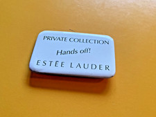 PRIVATE COLLECTION ESTEE LAUDER HANDS OFF !! Badge Vintage 80's