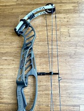 Hoyt Invicta 40 28.5” &